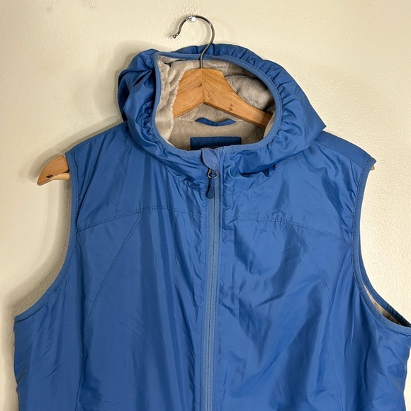 L.L. bean ladies navy blue vest fall winter soft cozy size Large lined cute - Picture 2 of 14